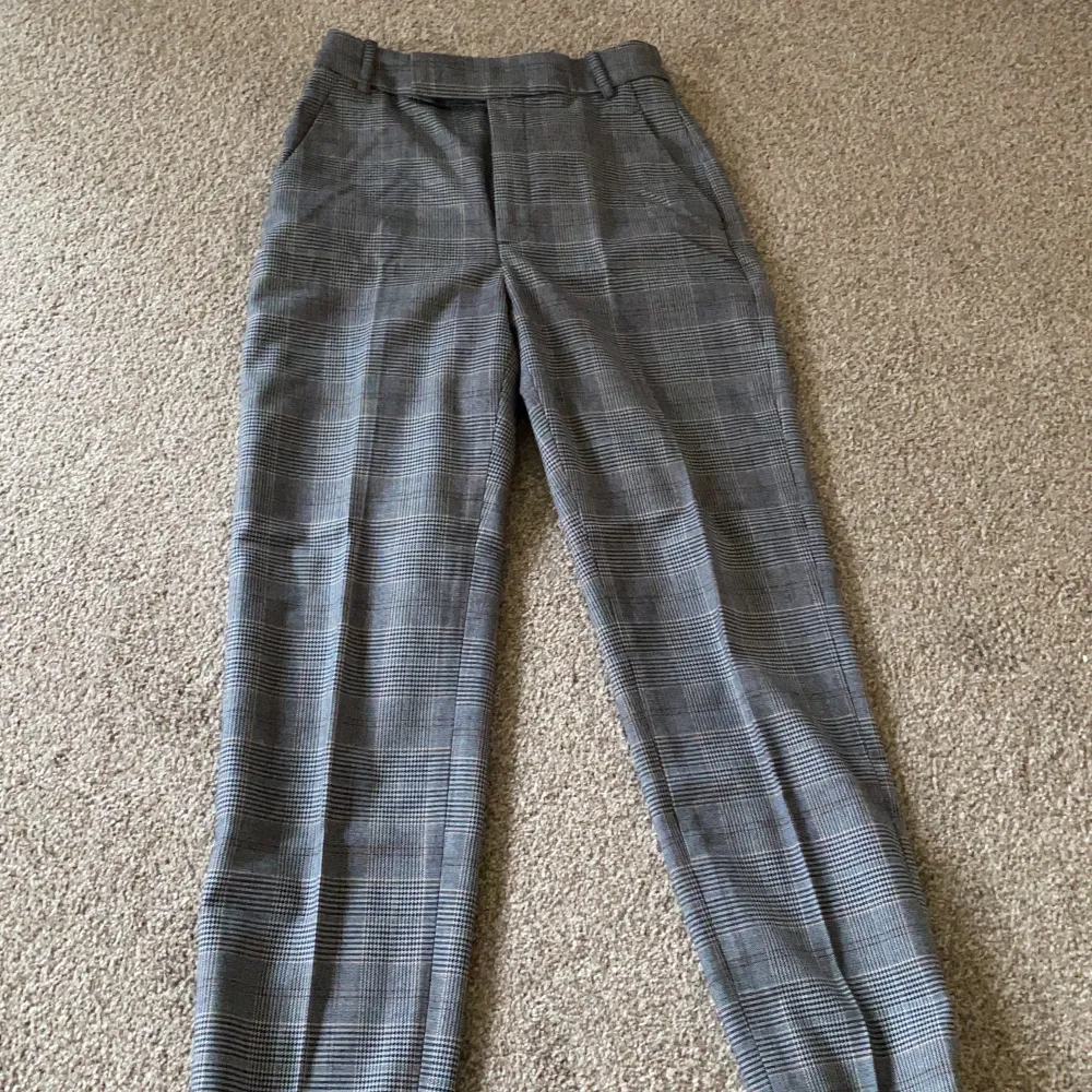 Kostym byxor från Lindex. (Köp 3 betala för 2)💕. Jeans & Byxor.