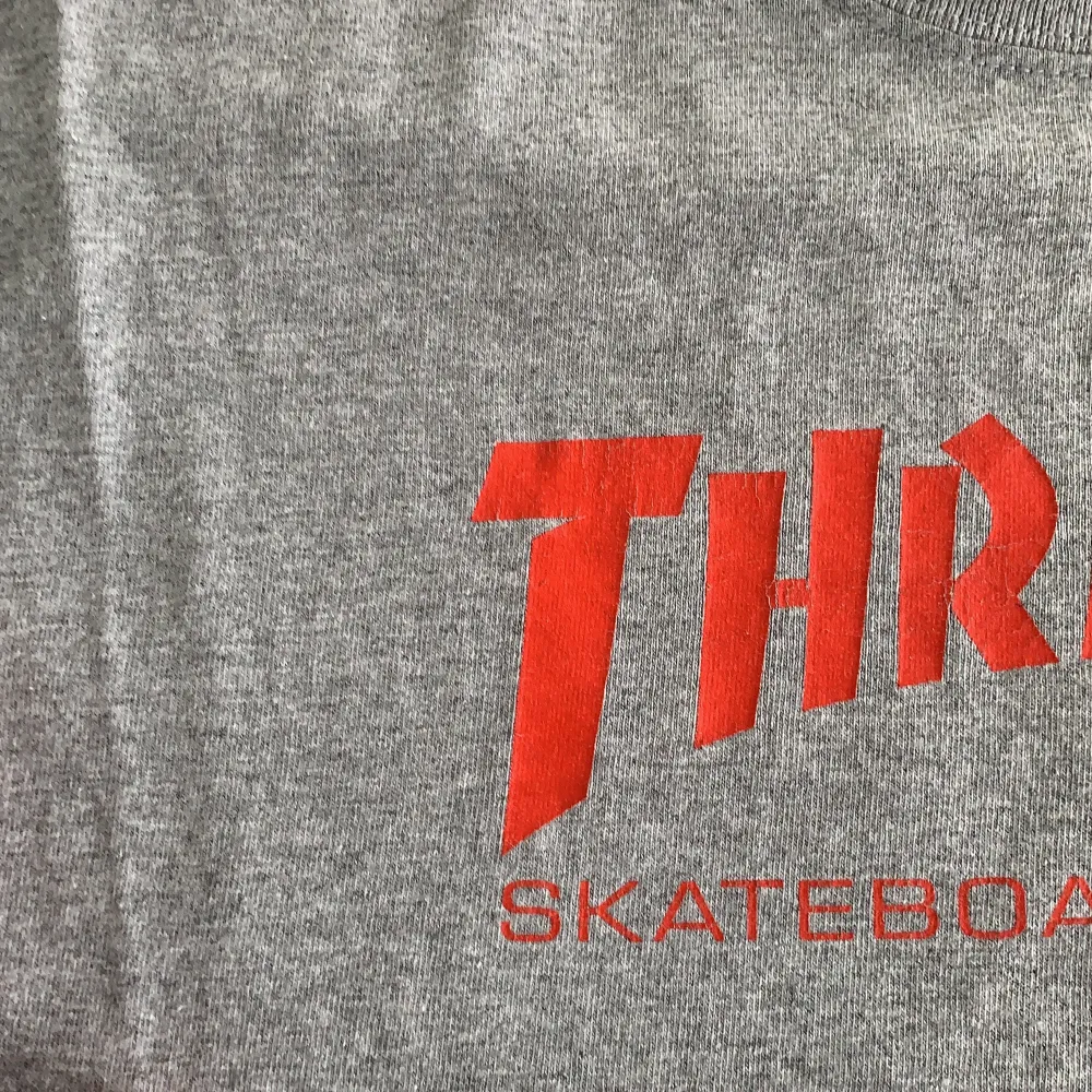 Thrasher T-shirt, Size L. T-shirts.