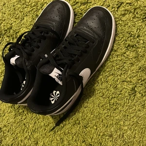 Nike skor -  skona har bara använt en gång 