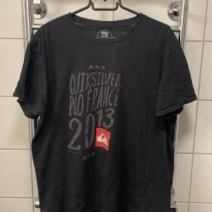 Quicksilver t-shirt - Quicksilver pro france 2013 Storlek xl men passform som L