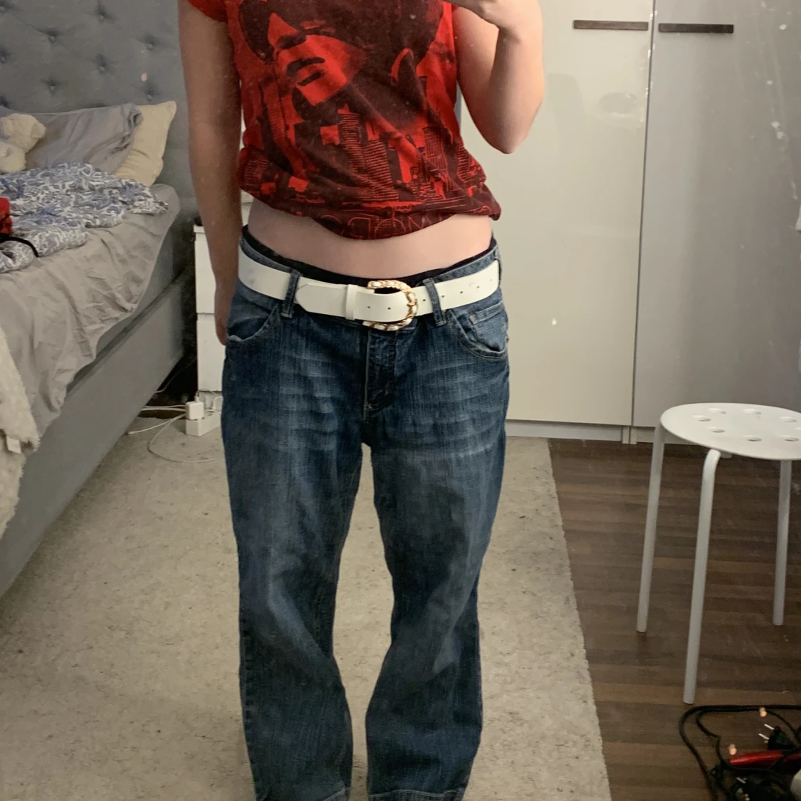 Blå lågmidjade jeans