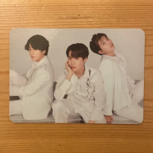 Bts photocard  - Bts photocard- inga defekter. frakt 13 kr❤️