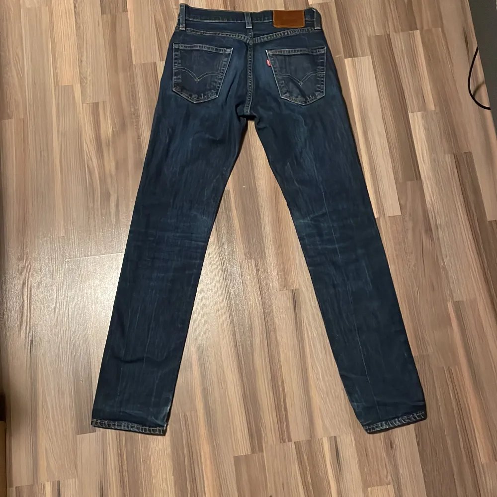 Skick 10/9 bra kvalitet på jeansen inget fel på dom . Jeans & Byxor.