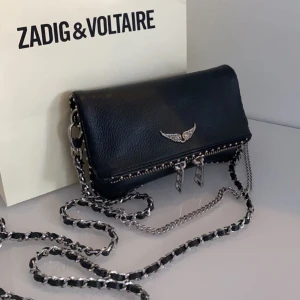 Zadig nano väska  - säljer min älskade Zadig väska, köptes i Palma i sommar super fin fortfarande😍😍