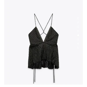 Söker Zara topp - Söker den här från zara