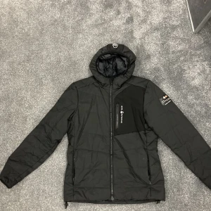 Sail racing jacka - Sail racing jacka i storlek S. Mycket bra skick.