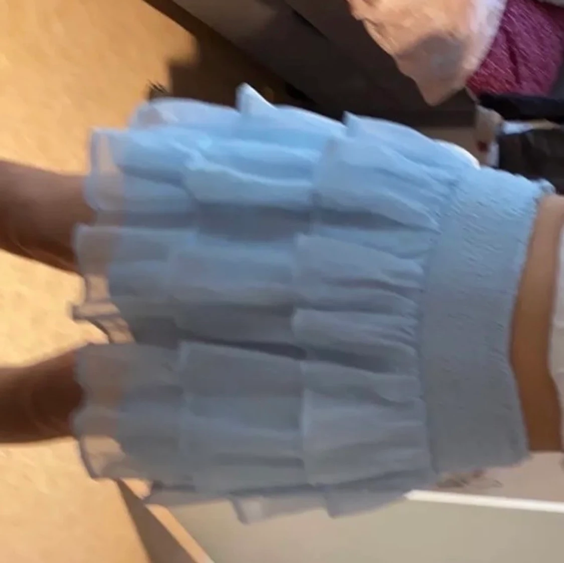 Super fin kjol i blå storlek M - 90