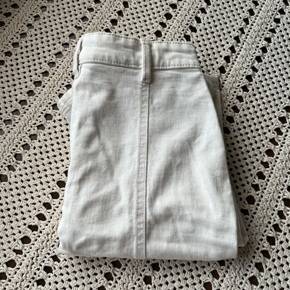 Vit jeanskjol storlek XS - 90