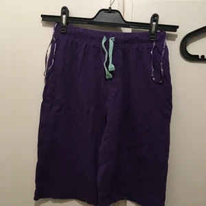 Shorts - Mjukisshorts lite tunnare.