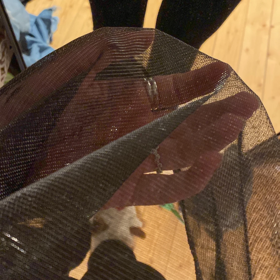 Glittrig mesh topp  - 91