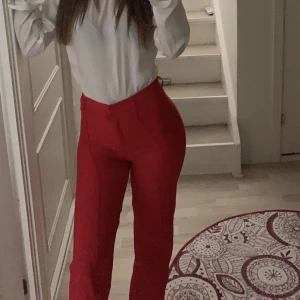 Byxa PLT - Säljer för att de är för små för mig nu. 