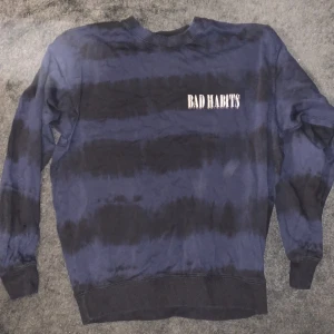 Tröja - Supersnygg tröja från Carlings. Har inga defekter. Passar mig som är 168-ish cm och brukar ha s/m. Hör gärna av vid frågor ♥️