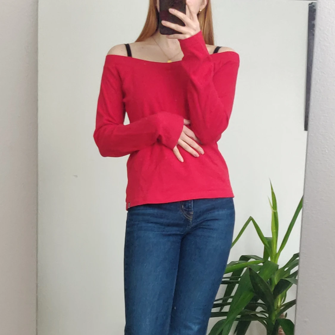 Röd off-shoulder - 90