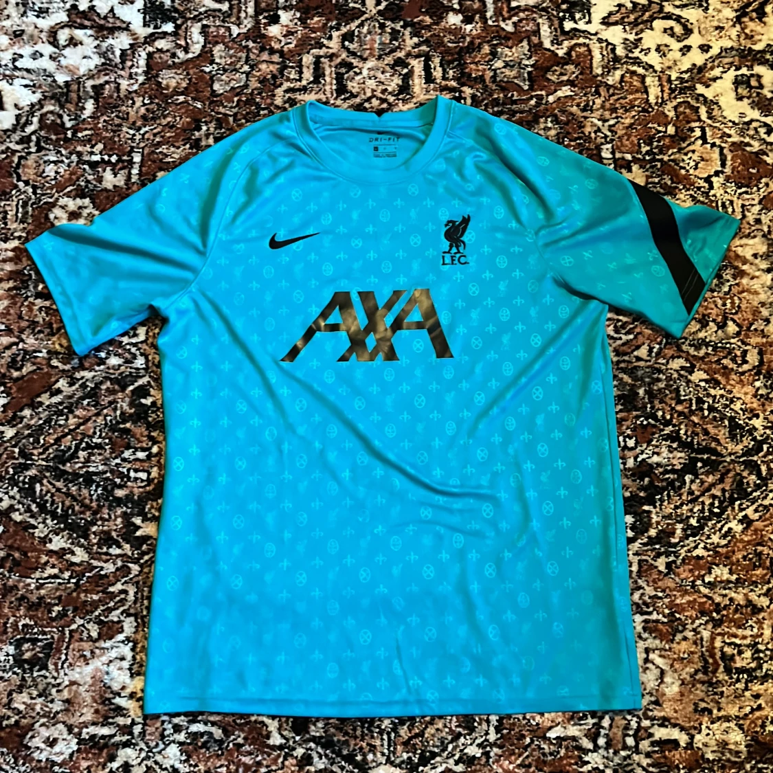 Nike T shirt 