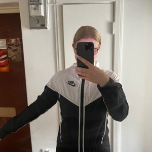 Jacka  - Nike vindjacka 