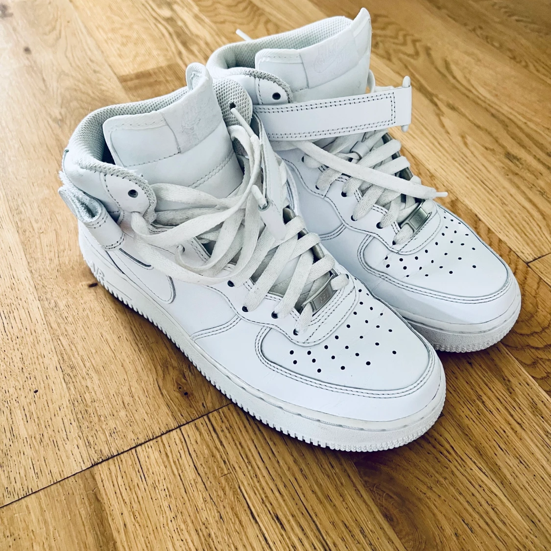 Nike air force 1 mid