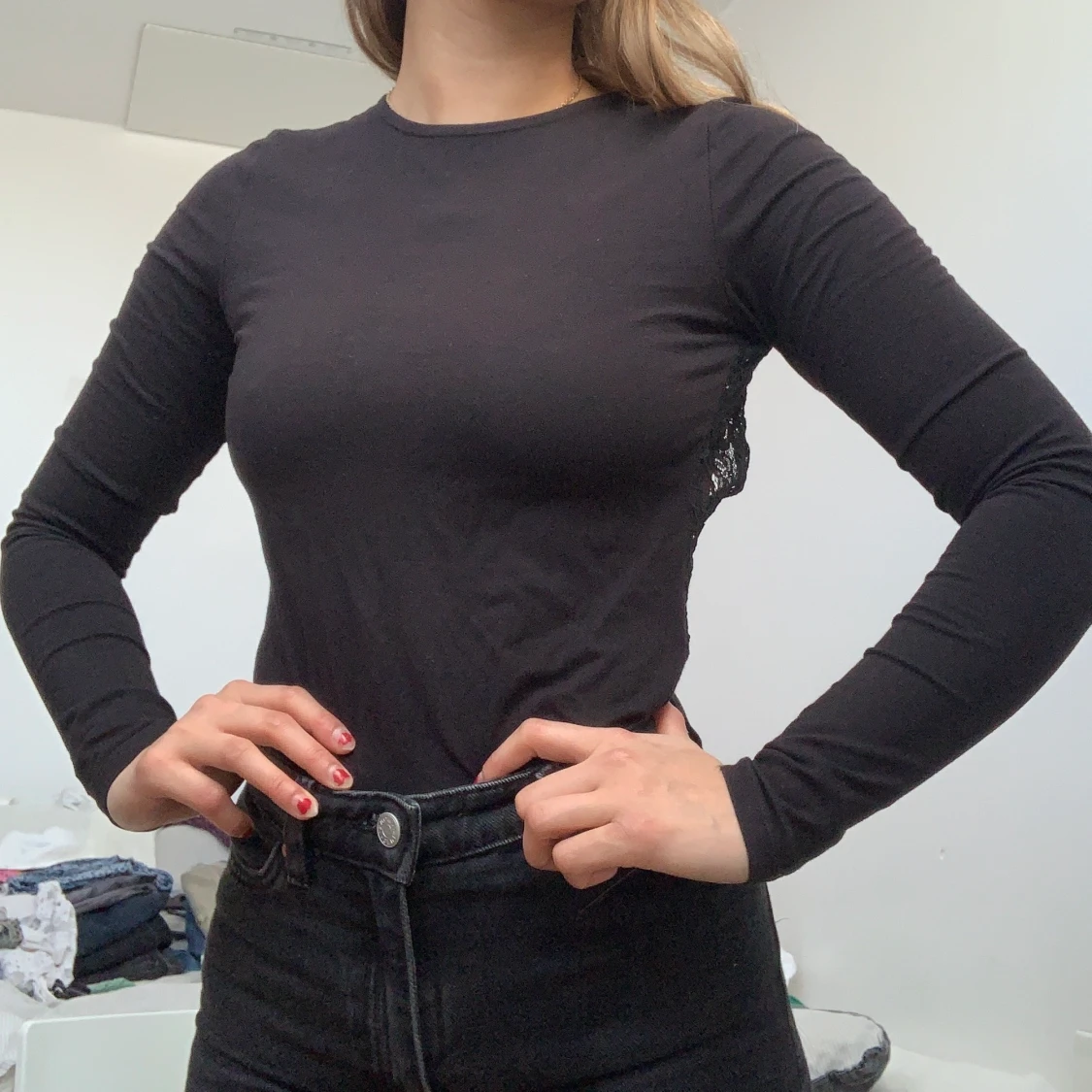 Svart body öppen rygg - 90