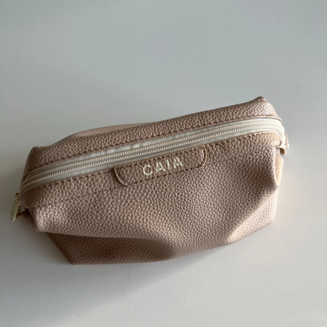 Necessär från CAIA 