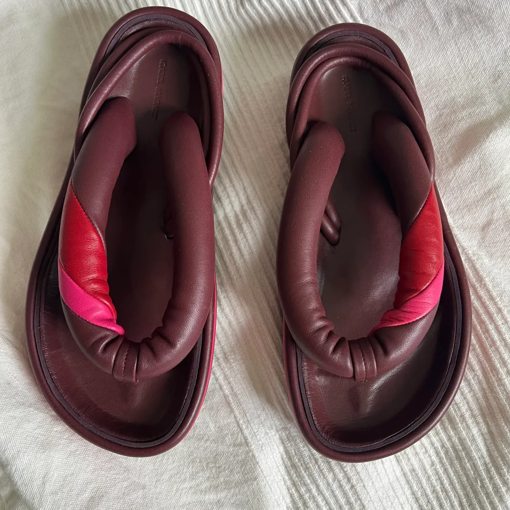 Flipflops/sandaler i äkta läder från Isabel Marant   Stl 37 . Skor.