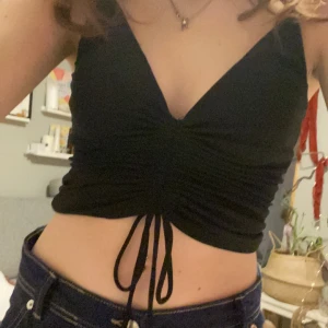 Fest topp  - As snygg fest topp thriteen vibes 💃🏽😅😩