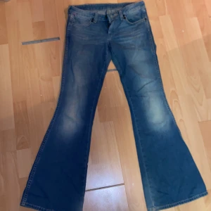 wrangler jeans - äldre wranglerjeans i gott skick  W27 L32