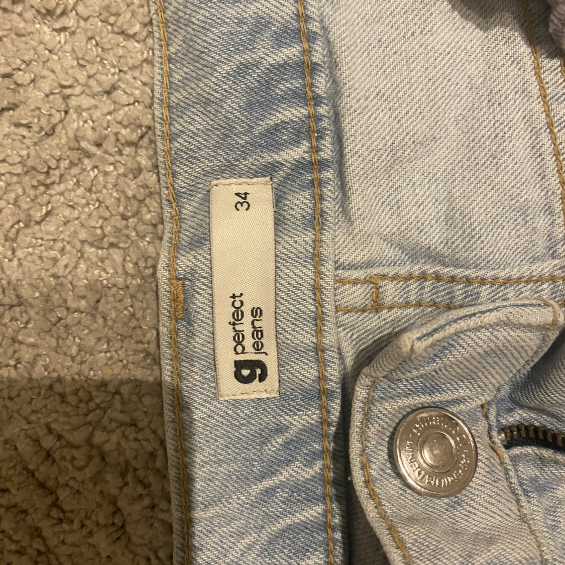 Gina Tricot slitna jeans - 90