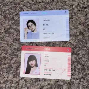 Twice Formula of Love ID kort Mina och Dahyun.