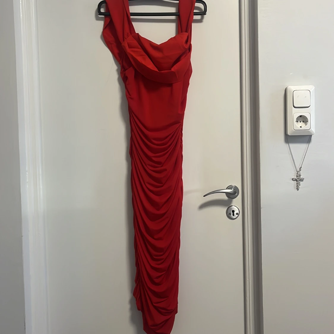 Röd klänning  - 90