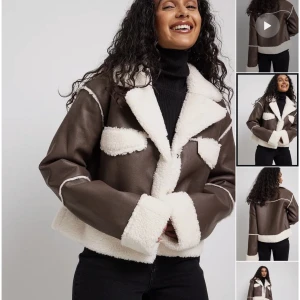 Aviator pilotjacka i PU - Strl 36/S Köpt nyligen från nakd 899kr Pristagg fortfarande på, aldrig använd! Skriv dm för nuvarande bilder. Priset kan diskuteras vid snabb affär