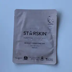 Sheetmask pink clay från Starskin. 5 kr eller gratis om man köper något annat 🌟