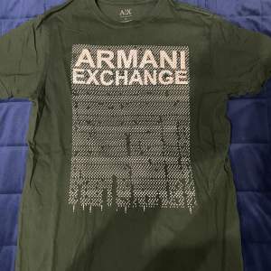 En gammal Armani tröja. Kunden står för frakt!