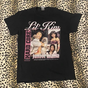 Vintage T-Shirt  - Lil Kim t-shirt från Homage Tees i fint skick 