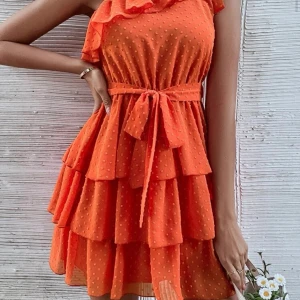 Enarmad klänning - Jättefin orange klänning från Shein som endast är testad. Var tyvärr inte min stil 🙁 Se helheten på förra inlägget fast i svart.