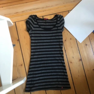 Klänning - Så gullig tshirt klänning