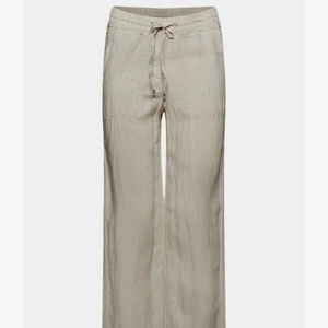 Esprit linnebyxor  - Super fina trendiga linnebyxor i stolek 38, jag är 163cm lång och brukar va M men skulle säga att de passar en S också! Byxorna är i fint skick, Köparen står för frakten (inte spårbar)😜