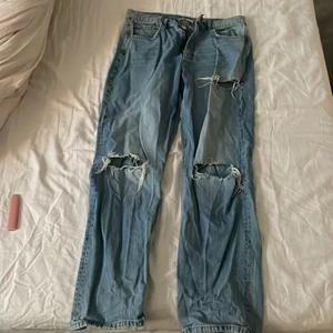 Gina jeans - Fina jeans från Gina som knappt är använda. Storlek 44  Köparen betalar eventuell frakt 