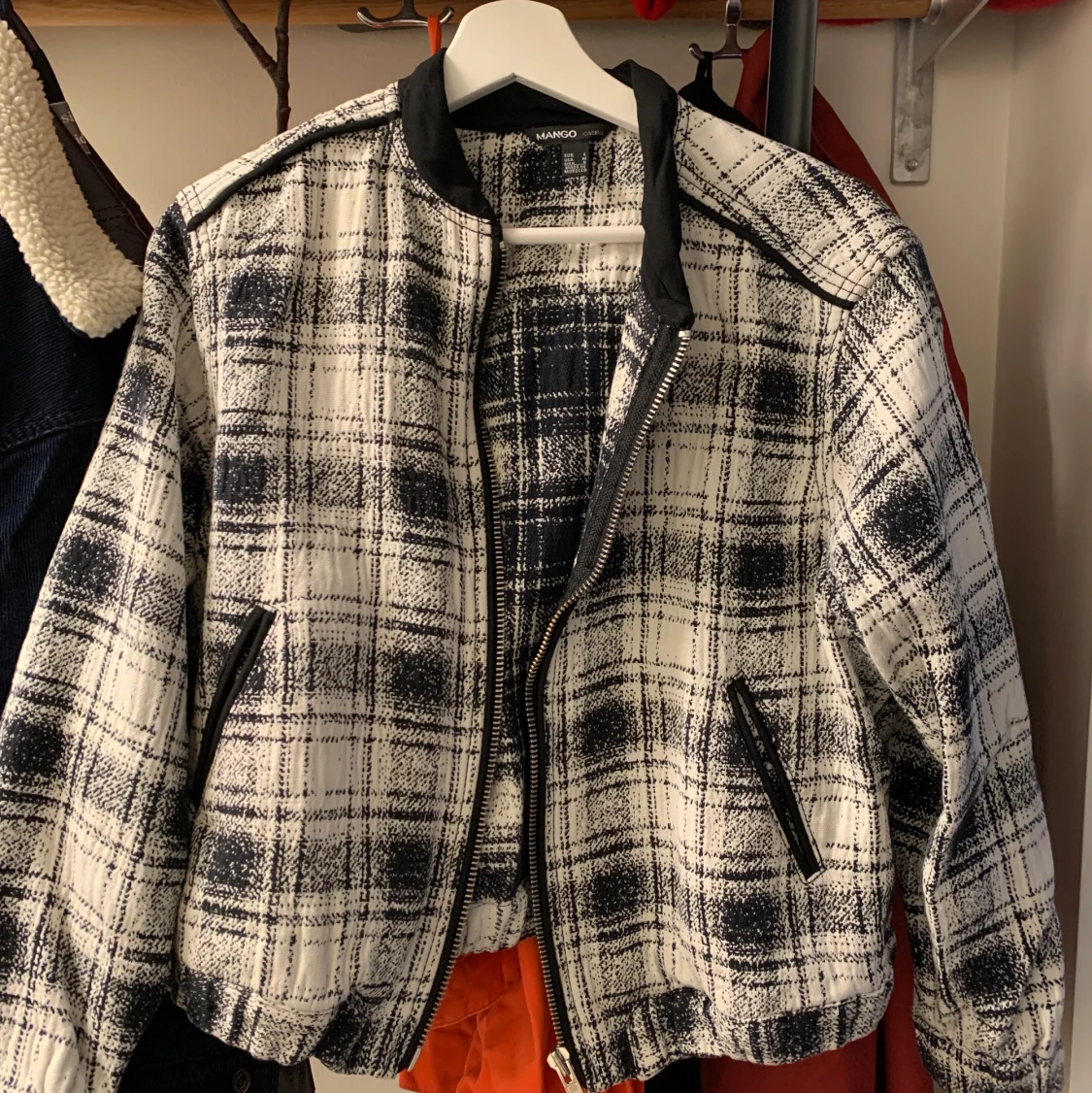 Mango bomberjacka - 90