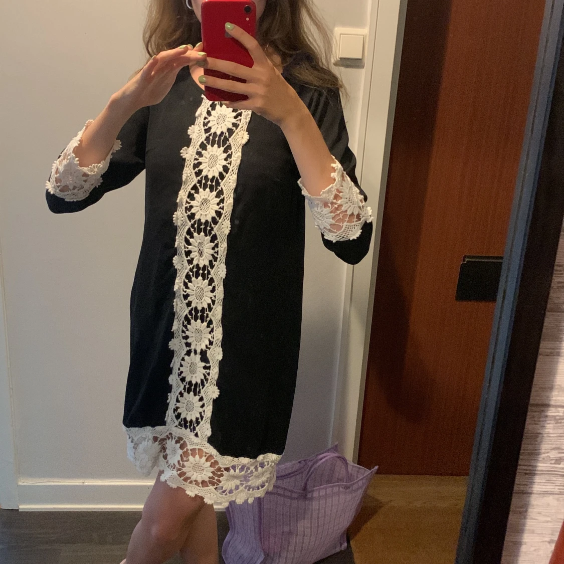 Fin broderad klänning