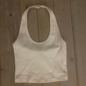 HM topp  - Jätte snygg HM topp perfekt och as snygg nj i sommar band löst linne