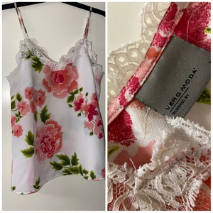 Blommig linne - Blommigt linne i storlek M