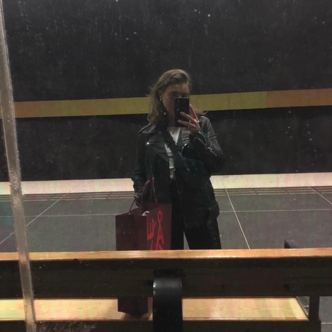 Svart skinnjacka - 91