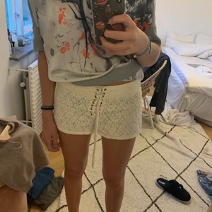 Hm shorts - Vita spets short från hm