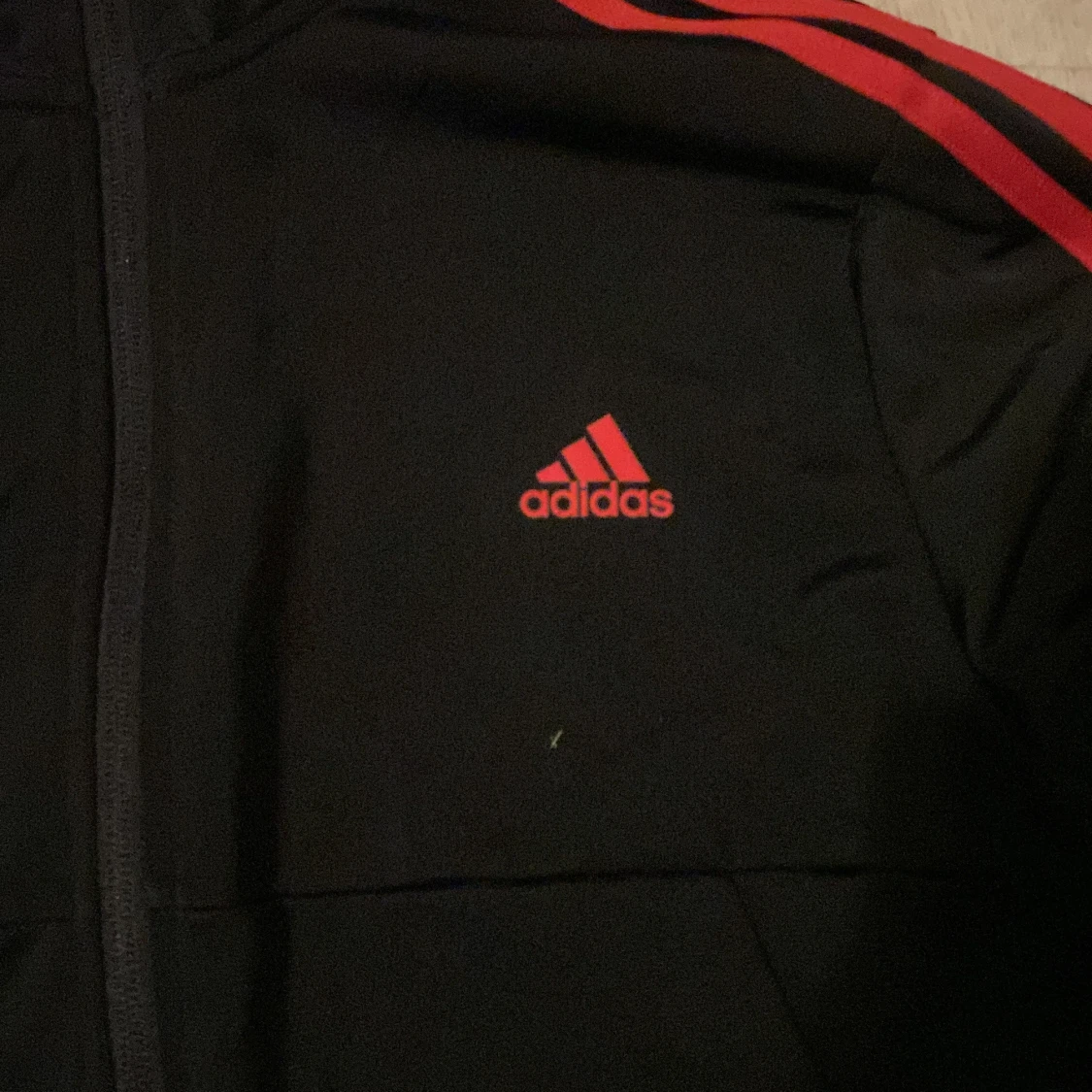 Adidas kofta storlek S - 90