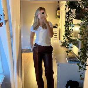 🌸 - Skinnbyxor från nakd. Skitsnygg fit!!