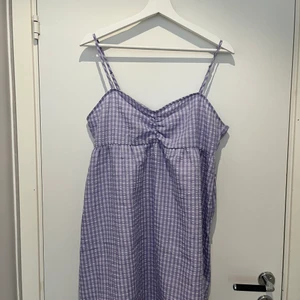 Klänning från HM - Aldrig använd  