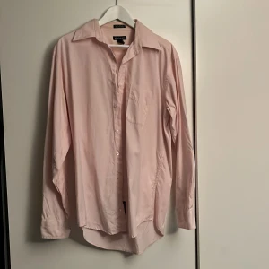 Gant skjorta, rosa - Rosa gant-skjorta, storlek M. Inte mycket använd.