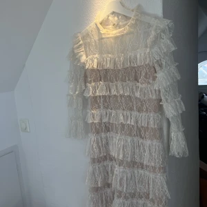 Klänning från ByMalina - Klänning från ByMalina. Använd en gång, i fint skick. 