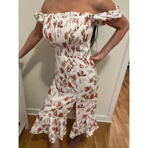 Klänning - Storlek L