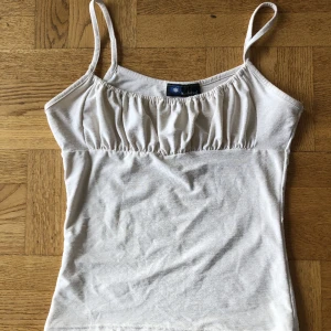 Linne  - Gulligt linne vintage 