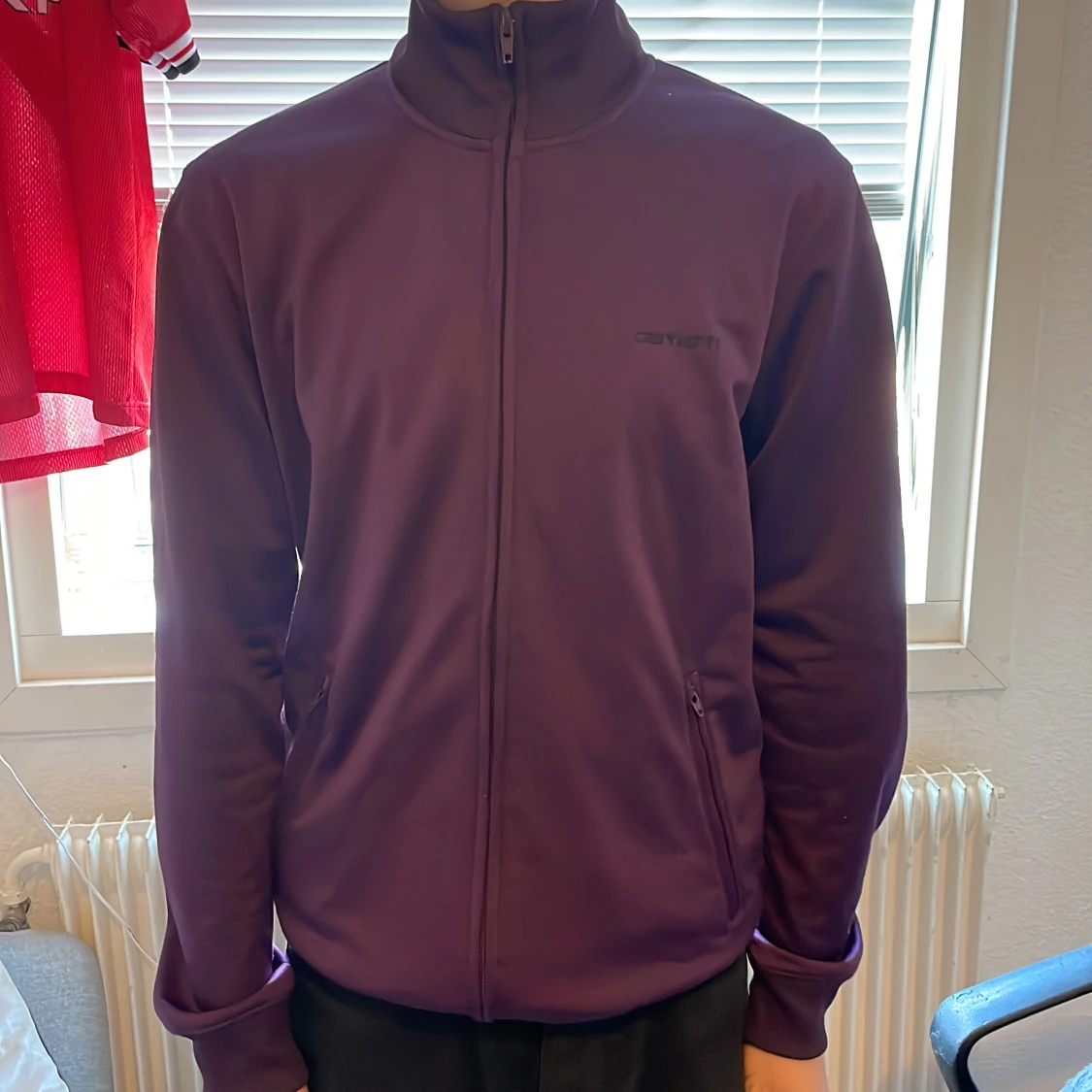 Carhartt zip-up  - 91